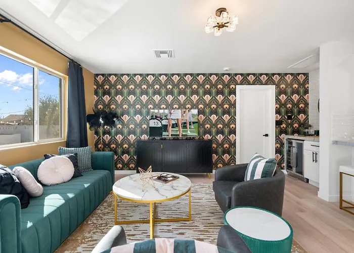 1920s Speakeasy, Cooled Pool, Games, 5min Old Town * Scottsdale
